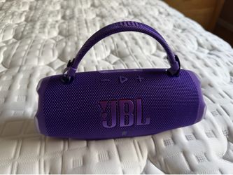 JBL charge6