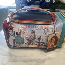 cosmetic bag