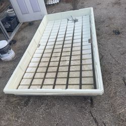 Grow Tray