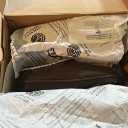 Size 9 Brown Uggs