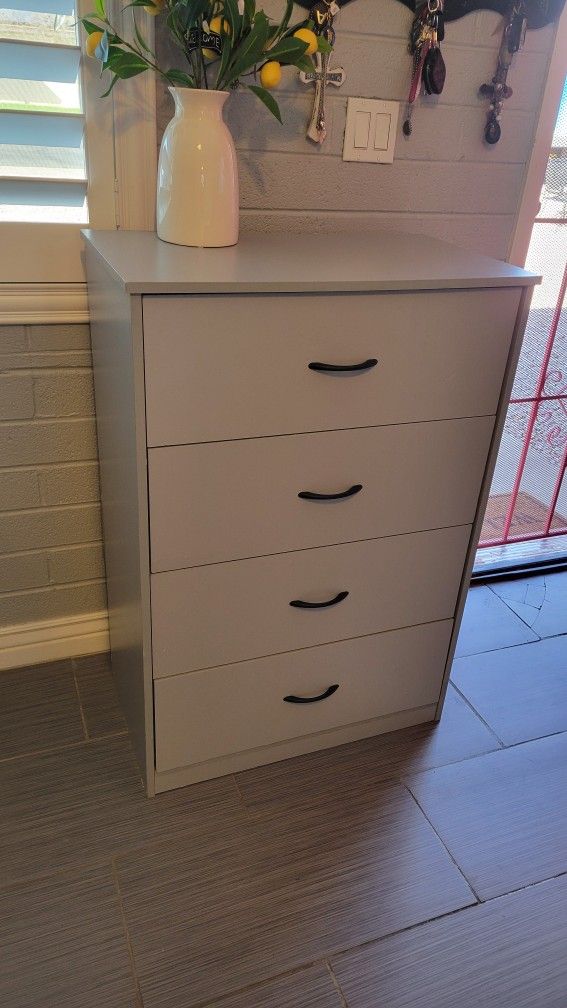 NICE SMALL GRAY DRESSER