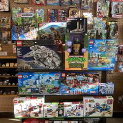 Toys & Video games! Nintendo Switch / Nintendo 64 / Legos 