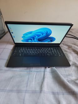 Dell precision: Intel Core i9 11th gen, M2 1TB drive, 32GB, Windows11 V-25H2.