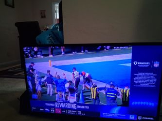 40  'Flat Screen TV