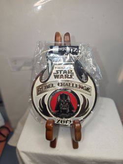2013 Inaugural Star Wars Rebel Challenge Medal Darth Vader #LB
