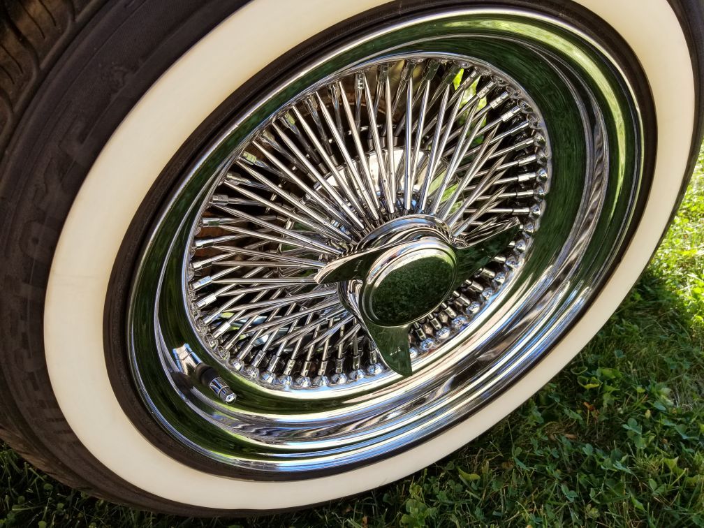 15x7 100 spoke wire wheels, 195/60/r15 whitewall tires for Sale in Piqua, OH OfferUp