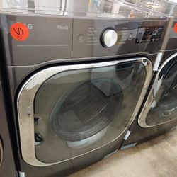 LG 9.0cu.ft Front-Load Gas Dryer