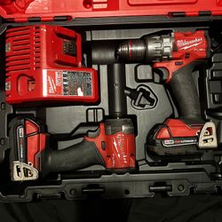 Milwaukee M18 Fuel Hammer Drill Impact Driver Battery Charger Combo Kit 