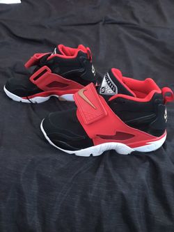 NIKE AIR DIAMOND TURF