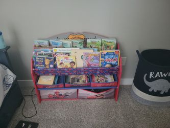 Kids Bookshelf 