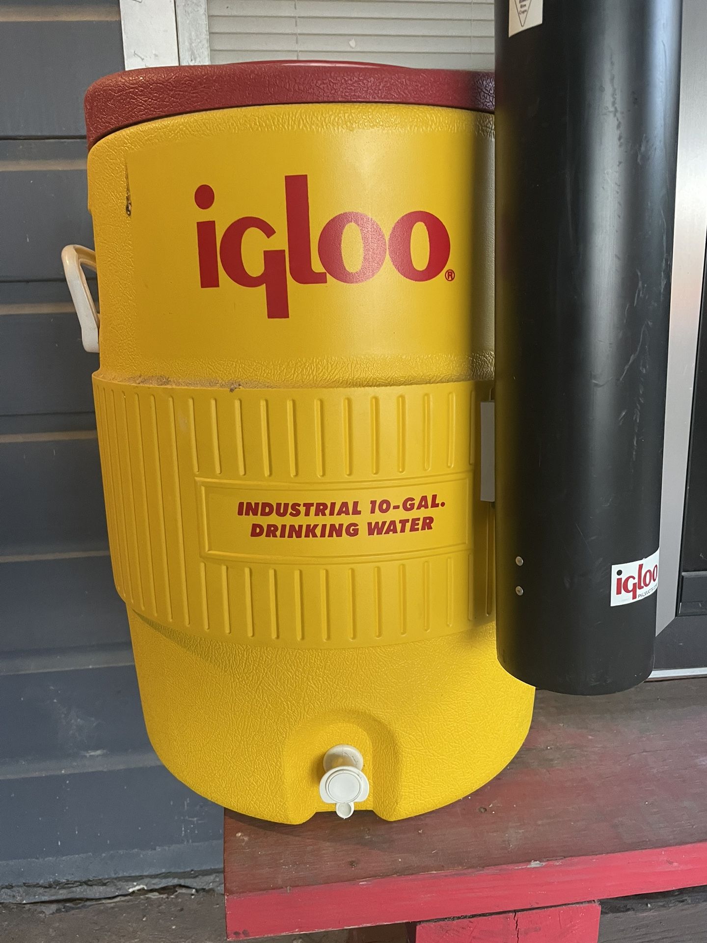 Igloo 5 Gallon Beverage Cooler