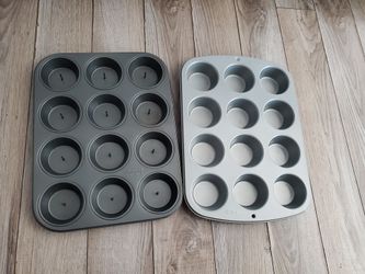 Cupcake & Muffin Pans