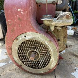 Wisconsin 2 Cylinder Motor 