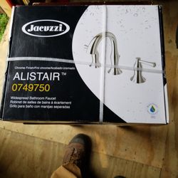 Jacuzzi Widespread Bathroom Faucet 