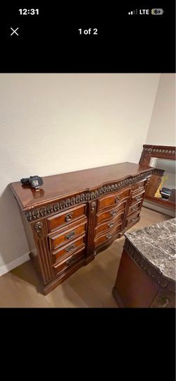 Dressers with mirror
