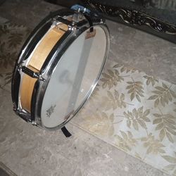 Piccolo snare drum