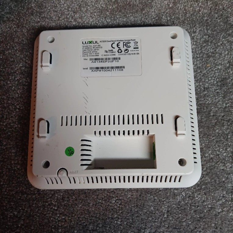 Luxul Access Point