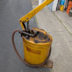 Ale Mite Caterpillar Industrial Tractor Grease Gun Farm Ranch 