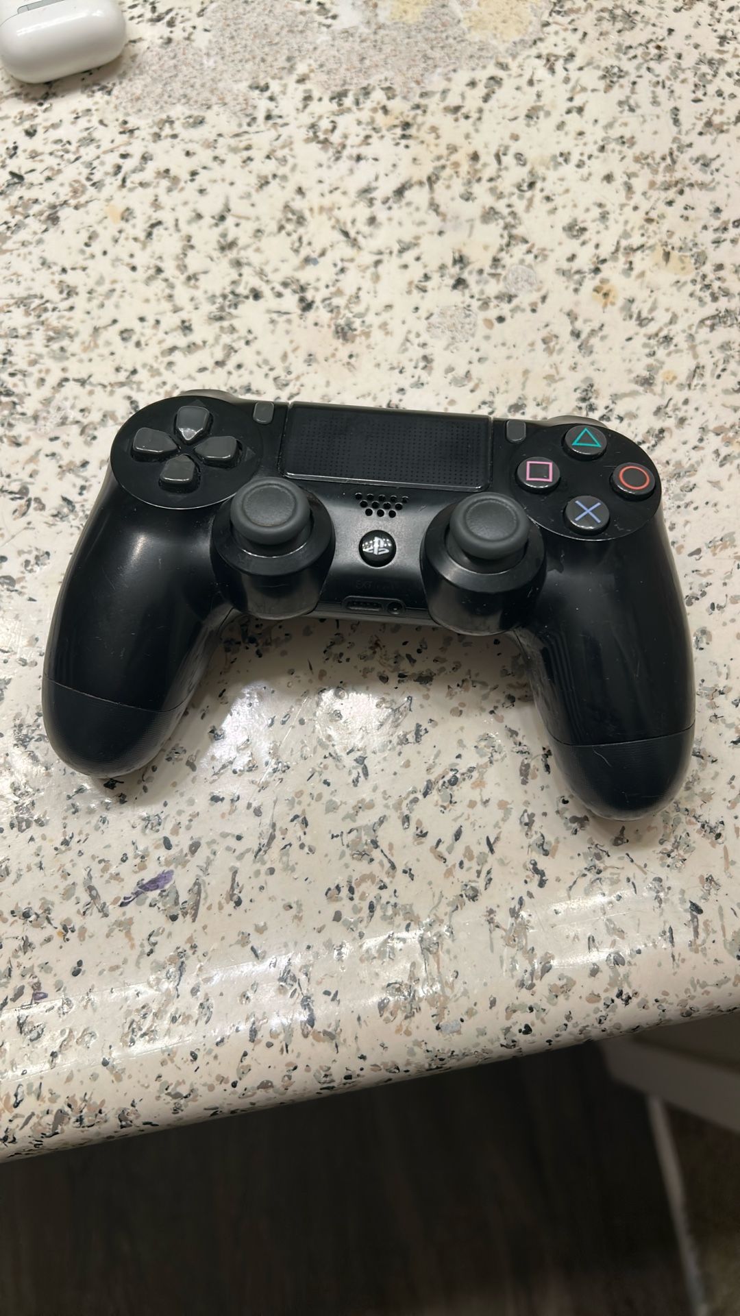 PS4 Controller