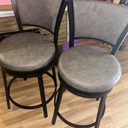 Set of 2 Swivel 360 Bar stools Faux Leather - READ Description