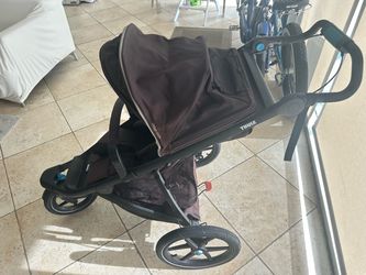 Thule Urban Glide 2 Jogging Stroller