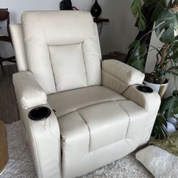 Like New Recliner 