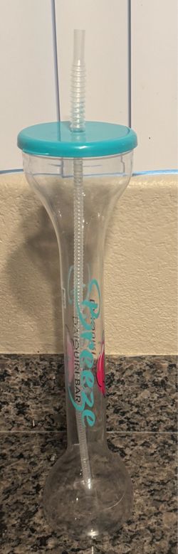 Las Vegas Breeze Daiquiri Bar Souvenir Yard Glass Cup with Teal Lid & Straw 2x$ 10.00