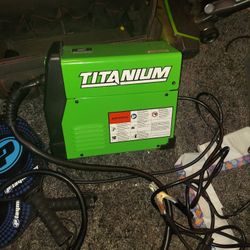 Electric Welder Brand New Out Of The Box