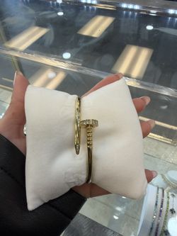 10kt Solid Bangle Nail 