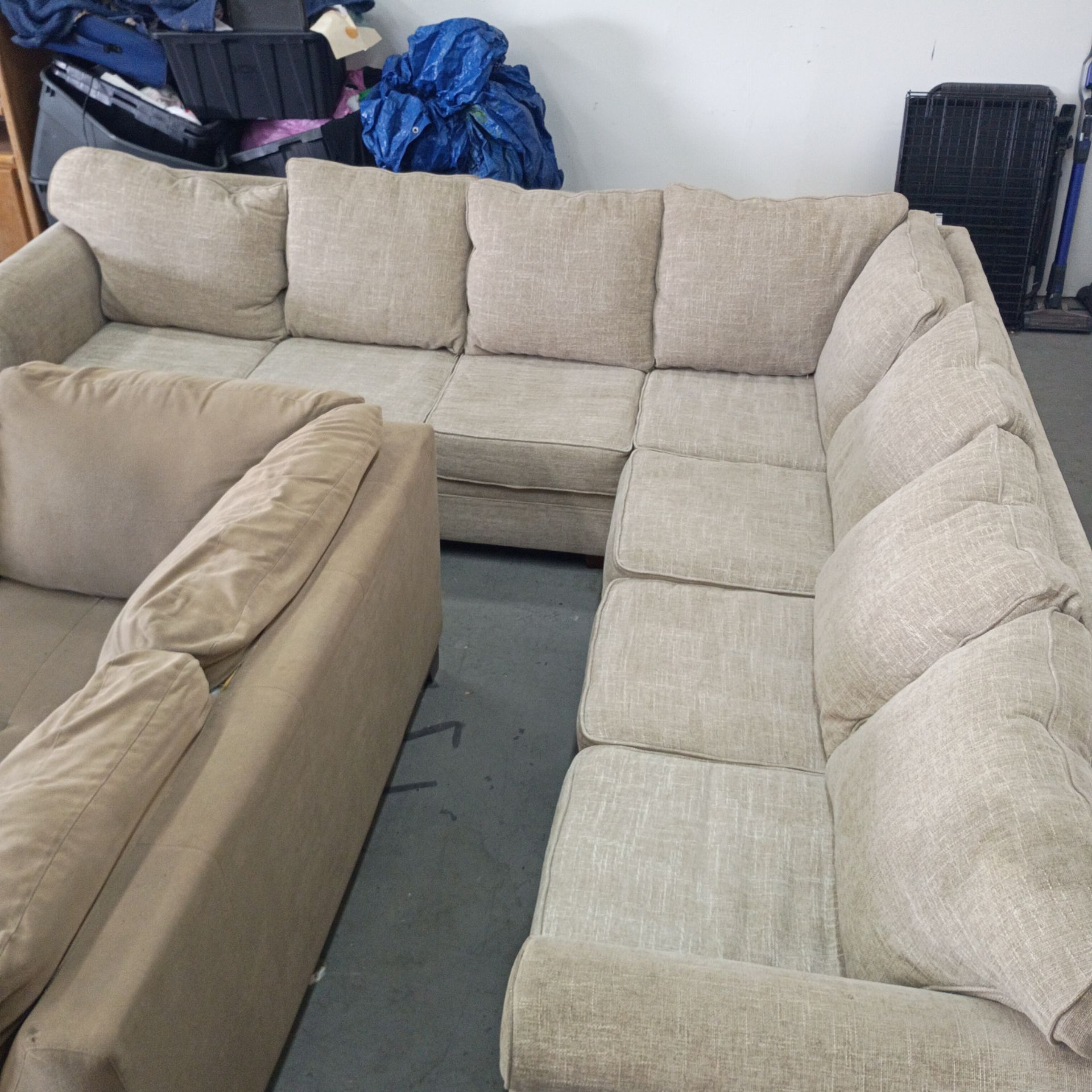 Pick up only Large l-shaped 10 beige sectional