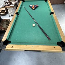 6 Foot Pool Table