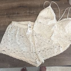 Brand New Hollister (Gilly Hicks) Two Piece Set - L