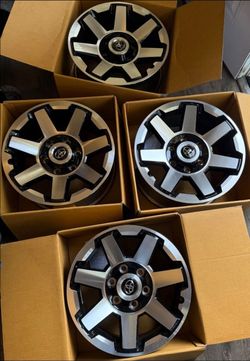 Luxus Toyota Tacoma 4runner OEM wheels 17x7 (17x7.5)