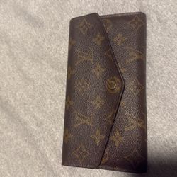 Gucci Emilie Wallet
