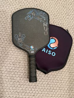 Aiso Ryu carbon fiber w/ hesacore grip pickleball paddle
