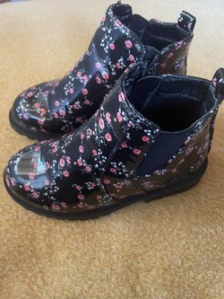 BLOWFISH Brand Kids Girl’s Mid High Boots Size 9