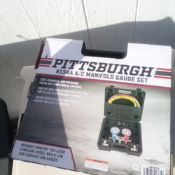 Pittsburgh R134A A/C Manifold Gauge Set 