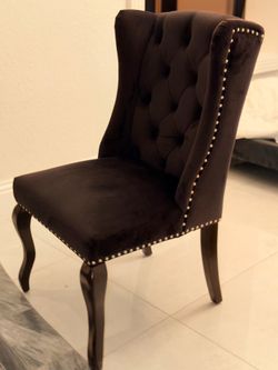 6 Black Elegant Tufted Velvet Dining Chairs