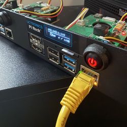 4x Raspberry Pi 4 B + 1U Rack Mount Cluster