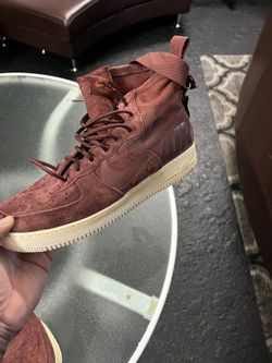 Nike SF-AF1 Mid “Burgundy”