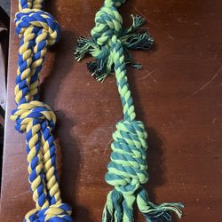 2 Pet Toys
