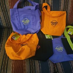 8 Halloween Tradr Joes Bags New
