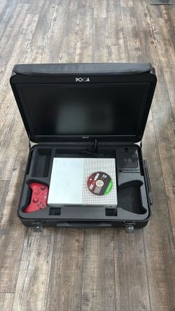 Gaming Case with TV