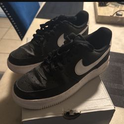 Air Force 1 Men’s Size 8