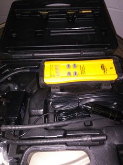 Heated diode refrigerant leak detector