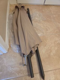Table umbrella brand new 5.8 feet
