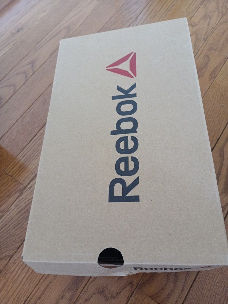 Reebok Running Shoe Size 6.5