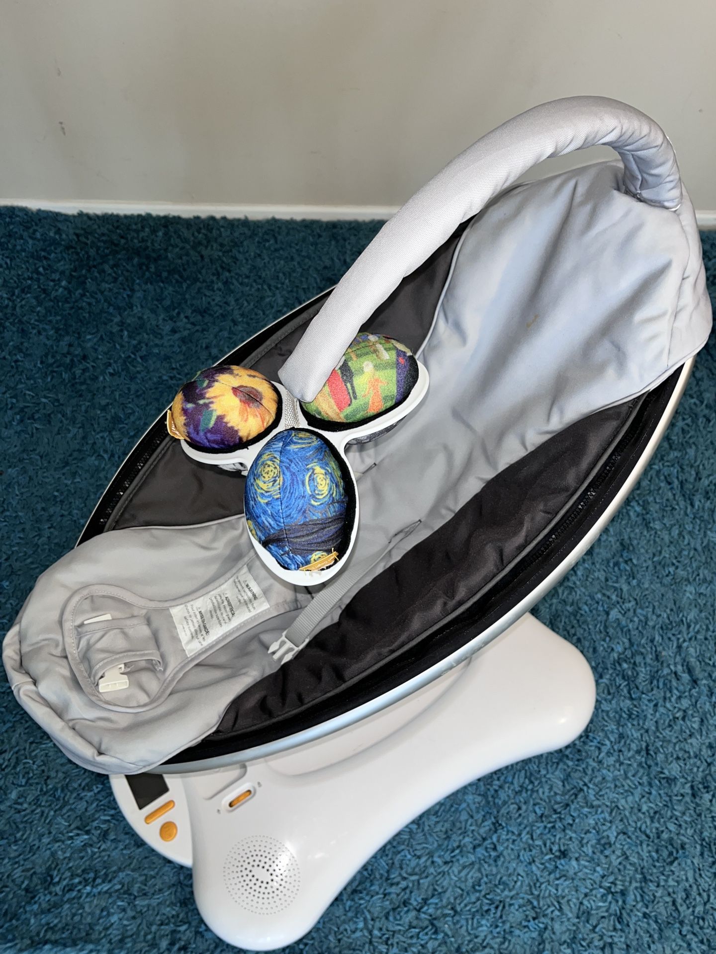 MamaRoo 4moms Baby Swing β Gently Used, Great Condition! With high contrast mobile