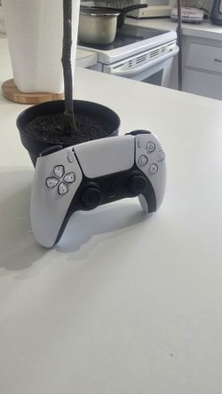 Dualsense ps5 like new