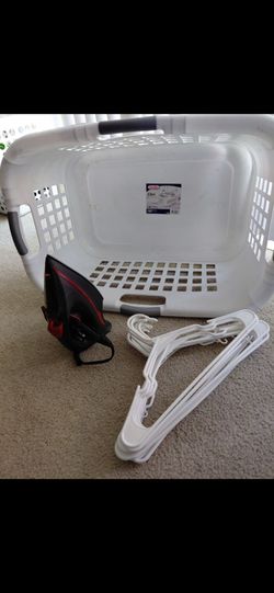 Free hangers still available 19152 zip